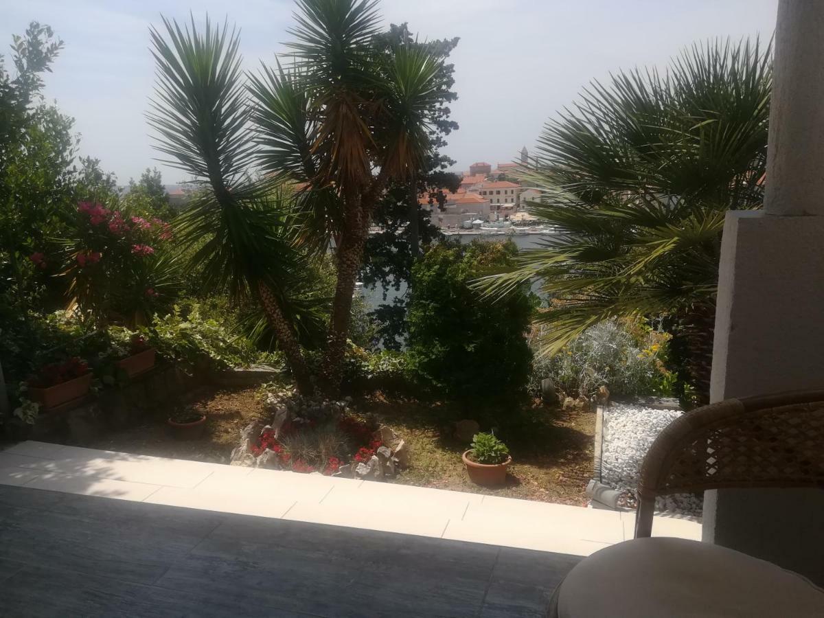 Apartmani Ivic Paka Rab Banjol Exterior photo