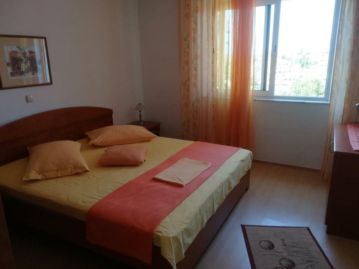 Apartmani Ivic Paka Rab Banjol Exterior photo